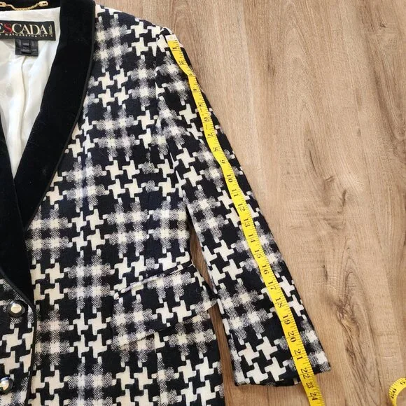 Vintage Escada Plaid Houndstooth Blazer Velvet Collar Classic Wool Sz 42 - Picture 15 of 15